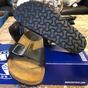 Birkenstock NWT Size 37 Narrow